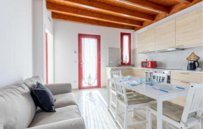 2 Bedroom Awesome Apartment In Capezzano Pianore